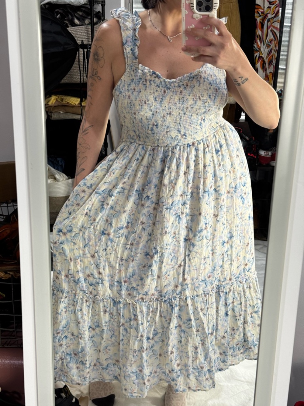 American Eagle Outfitters Blue and Cream Floral Maxidress size L